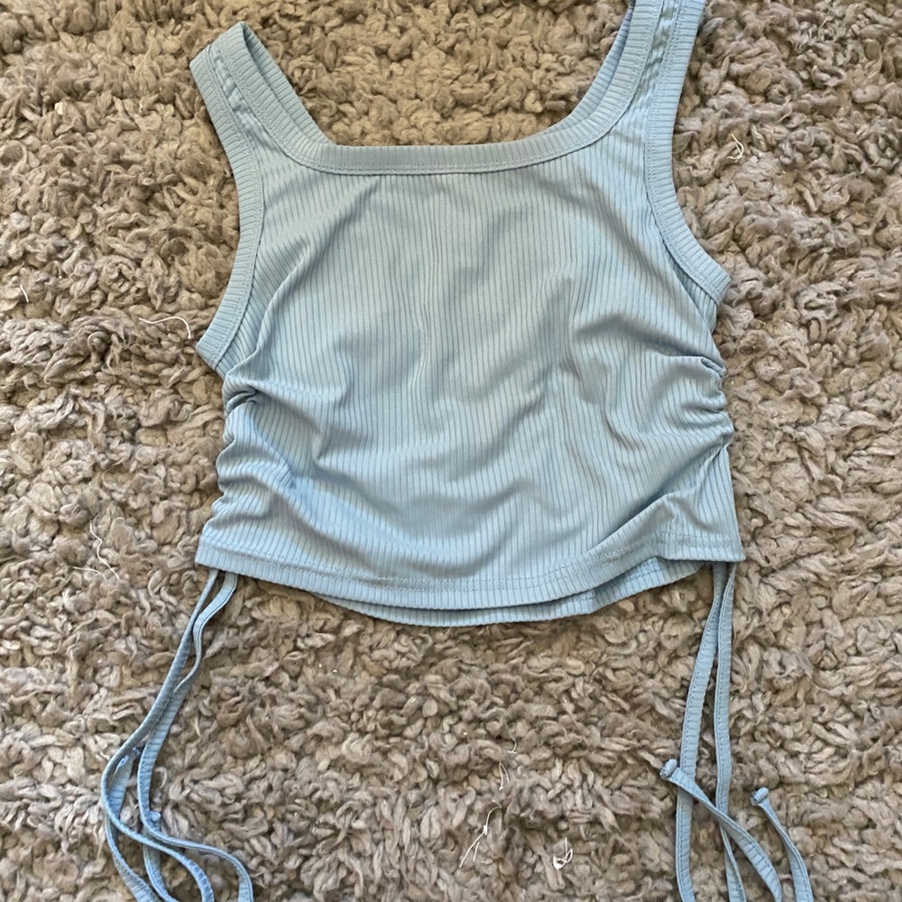 Tie up tank top!